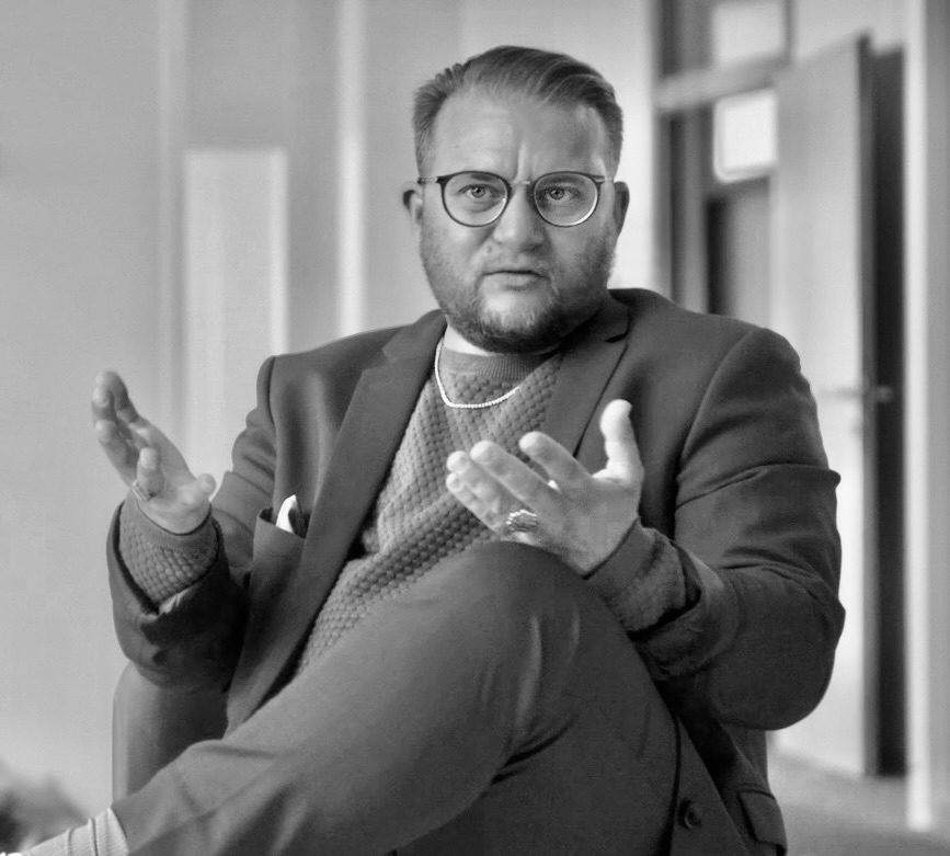 FemWTF_Baumgartinger_2b-c-LaBandaFilm-Ausschnitt-gespiegelt_SW